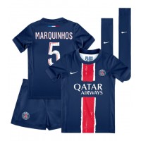 Paris Saint-Germain Marquinhos #5 Hemmatröja Barn 2024-25 Kortärmad (+ Korta byxor)